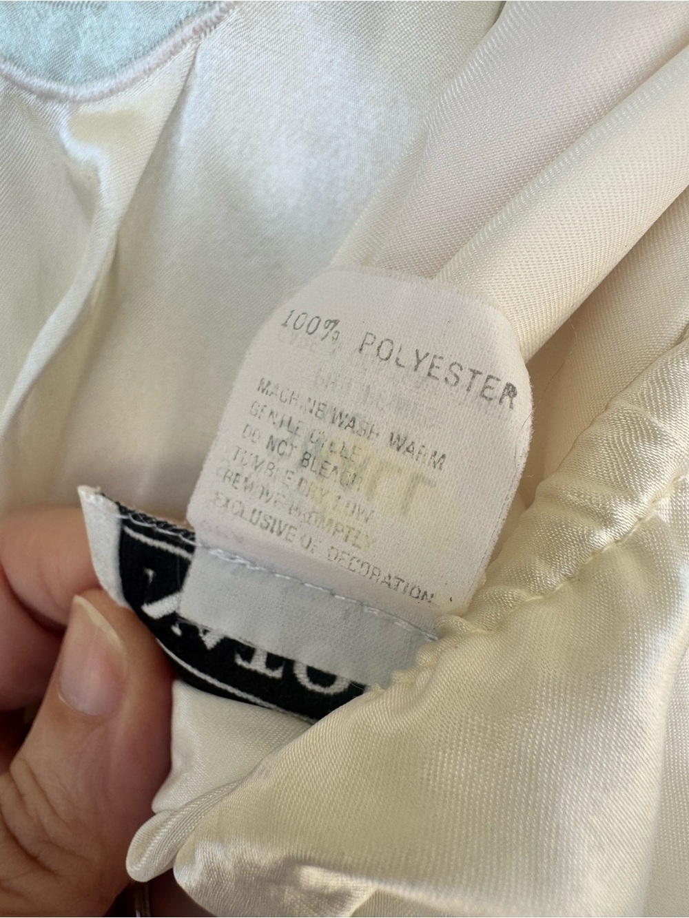 Vintage Natori Ivory Satin Chemeise with Pink Lace Accents - Picture 4 of 11